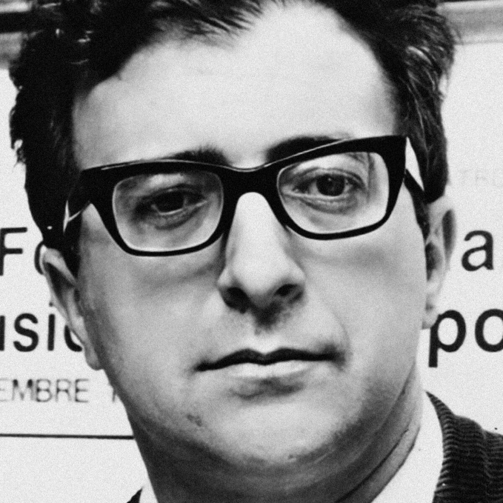 Retrato en blanco y negro de Luciano Berio